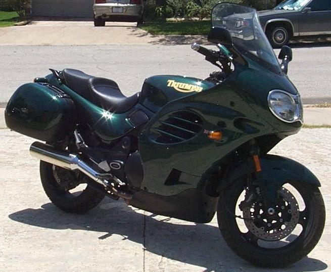 TRIUMPH TROPHY 1200